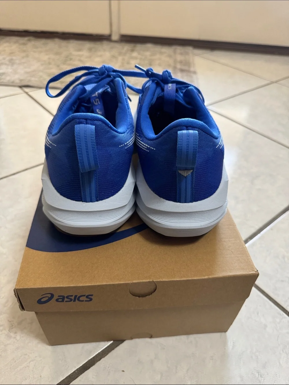 Asics Novablast 5 | Illusion Blue | Mens 10.5 Wide (2E)